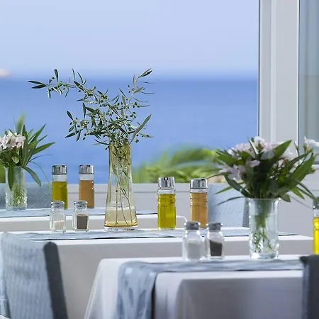 Cavo Marelia Ξενοδοχείο 4*