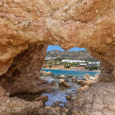 Hotel Cavo Marelia 4*