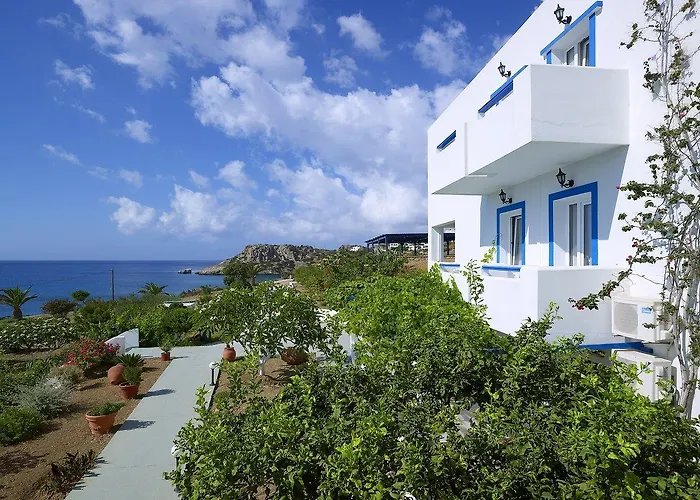 Cavo Marelia Hotell 4*