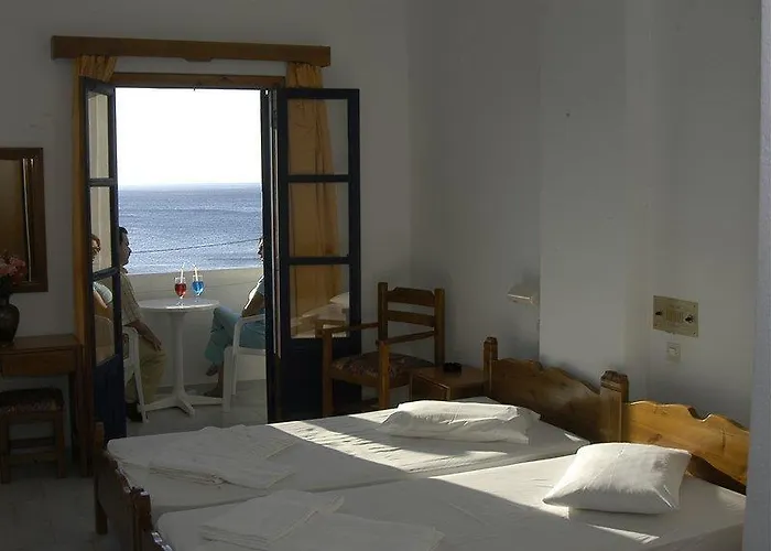 Cavo Marelia Hotell 4*