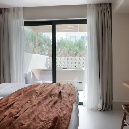 Отель Cavo Marelia 4*