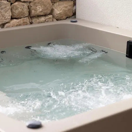 Отель Cavo Marelia