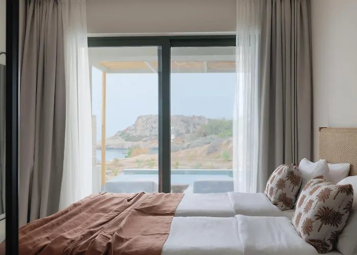 Cavo Marelia Hotel Amoopi